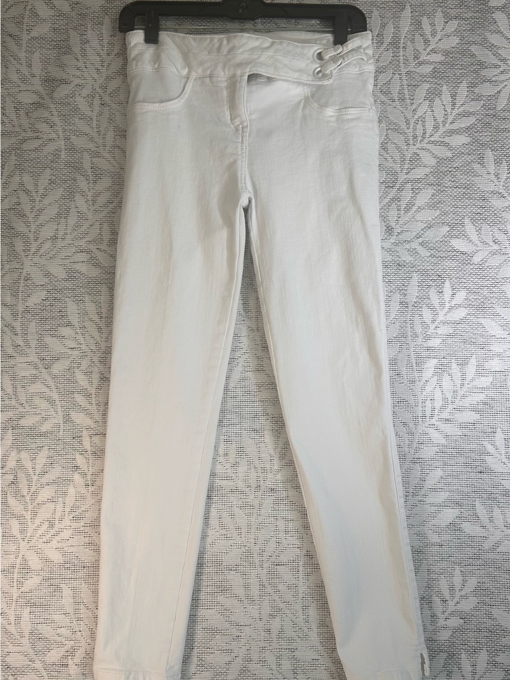 Studio F Women's White Skinny Jeans Size 2 Ankle Crop Shaper Denim Slim Fit